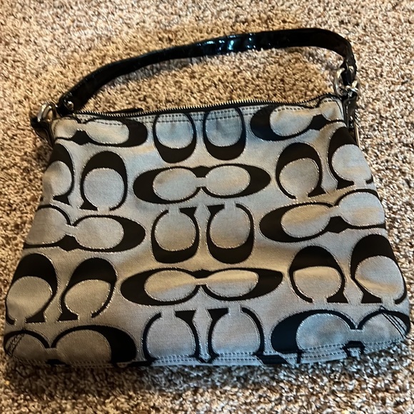 2 Coach purses - Picture 7 of 8